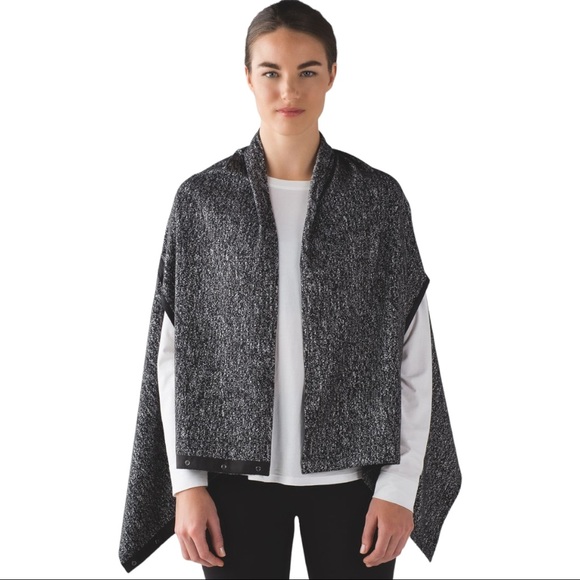 lululemon athletica Accessories - NWOT Lululemon Vinyasa Wrap Running Luon Suited Jacquard Black White/Black, OS